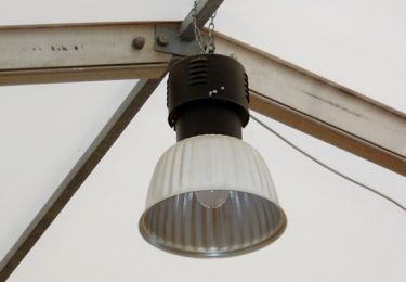 Lagerzelt Beleuchtung